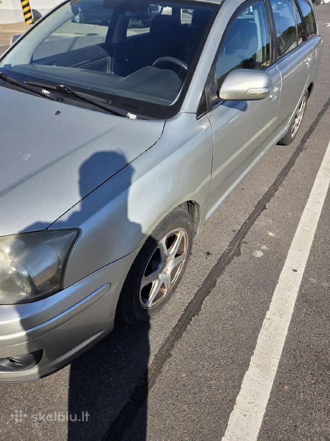 Parduodu Toyota Avensis automobili - nuotraukos Nr. 10