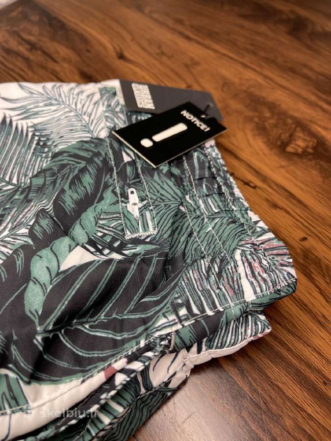 Nauji vyriški maudymosi šortai Urban Classics (M) - nuotraukos Nr. 4