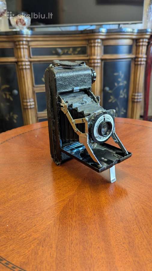 Vintažiniai fotoaparatai: Kodak Six-20 'brownie'c - nuotraukos Nr. 2