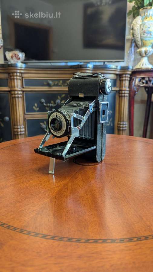 Vintažiniai fotoaparatai: Kodak Six-20 'brownie'c - nuotraukos Nr. 3