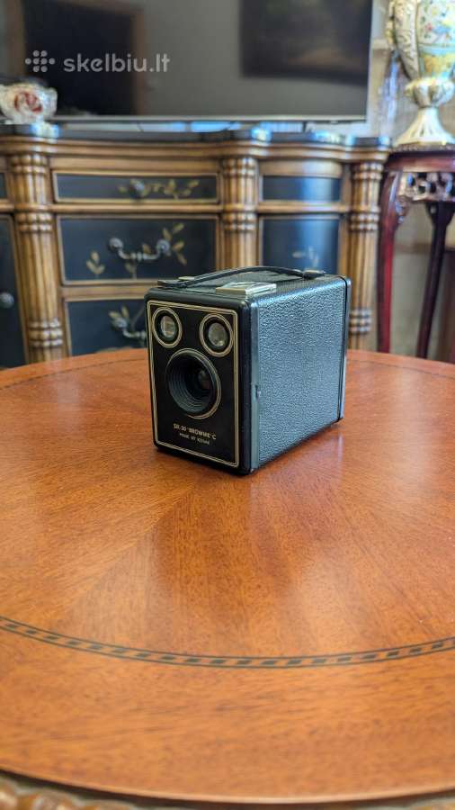 Vintažiniai fotoaparatai: Kodak Six-20 'brownie'c - nuotraukos Nr. 9
