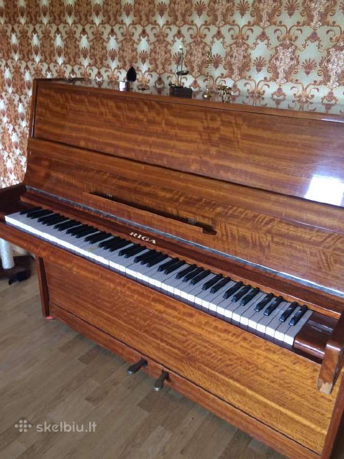 Pianinas Riga