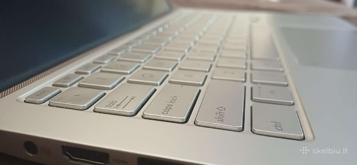Asus zenbook - nuotraukos Nr. 2