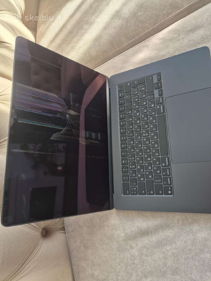 Apple MacBook Air 15" m5/ 16gb / 512g - nuotraukos Nr. 4