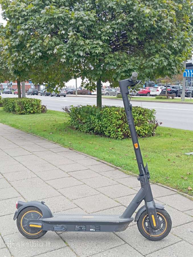 Su dokumentais Ninebot max G30 36km/h važiuoja - nuotraukos Nr. 10
