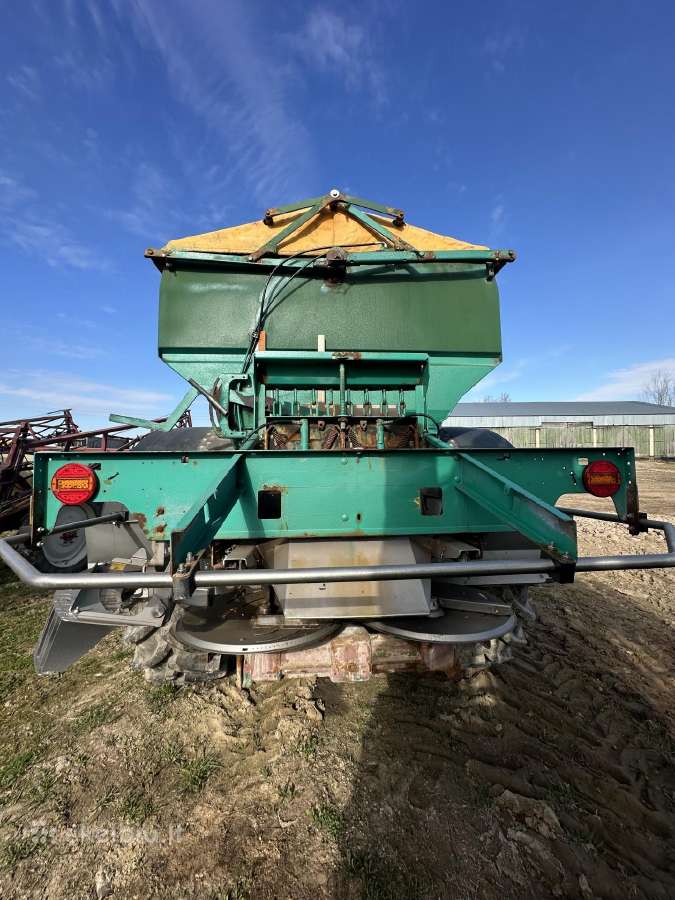 Parduodu Amazone Zg-b 8200 trąšų barstytuvą - nuotraukos Nr. 5