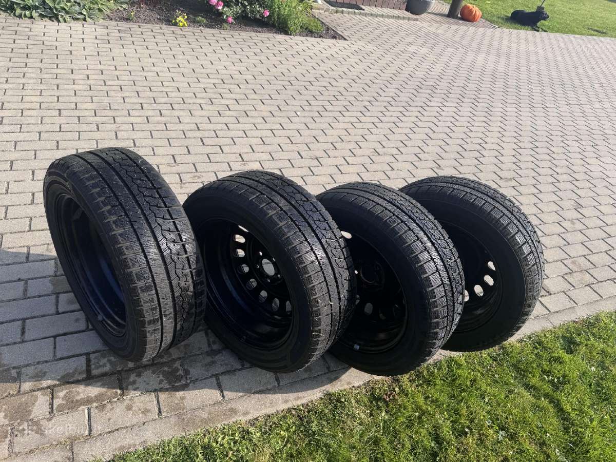 Žieminiai ratai 2025m. 225/55 R17 - nuotraukos Nr. 3