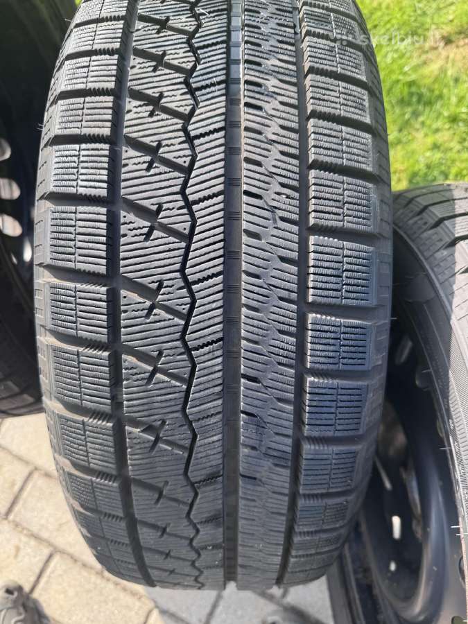 Žieminiai ratai 2025m. 225/55 R17 - nuotraukos Nr. 4