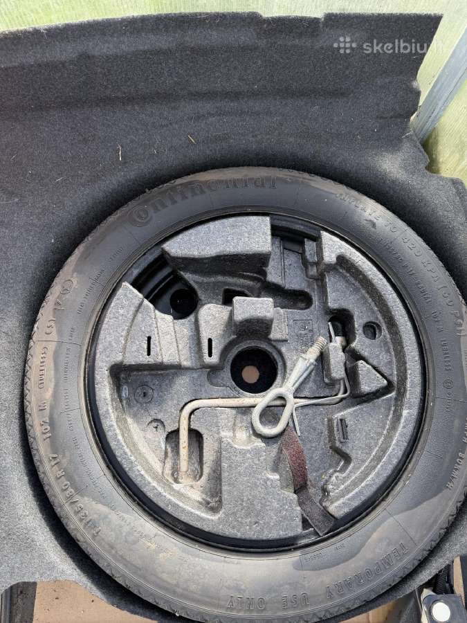 Bmw atsarginio rato kabliukas ir plastikas - nuotraukos Nr. 3