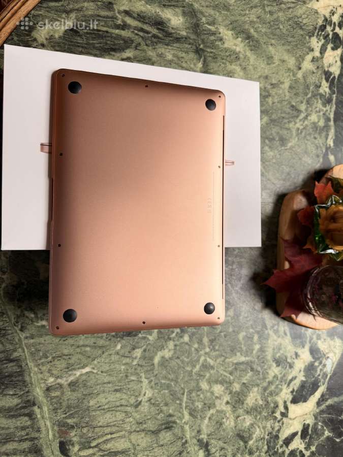 Parduodamas puikios būklės „MacBook Air“ 2020 - nuotraukos Nr. 5