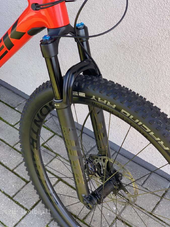 Trek Supercaliber - nuotraukos Nr. 2