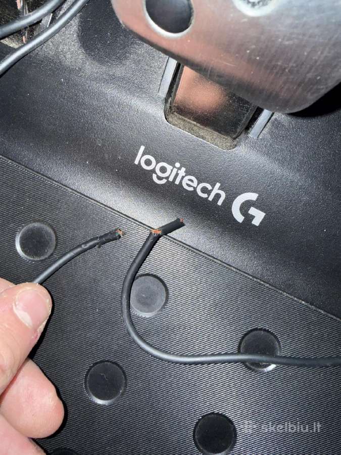 Logitech vairas su begiais ir pedalais - nuotraukos Nr. 5