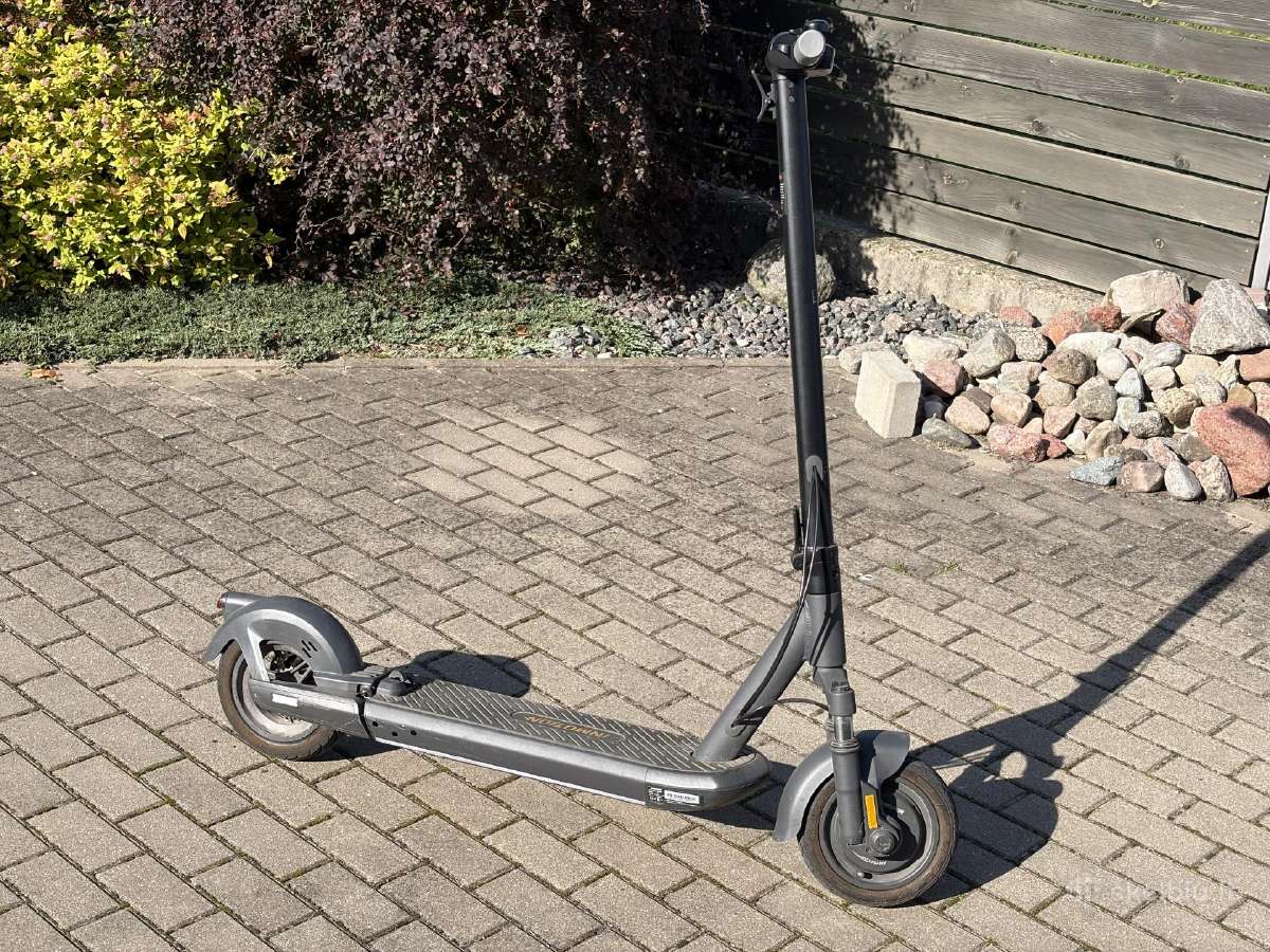 Inmotion L9 paspirtukas - nuotraukos Nr. 2