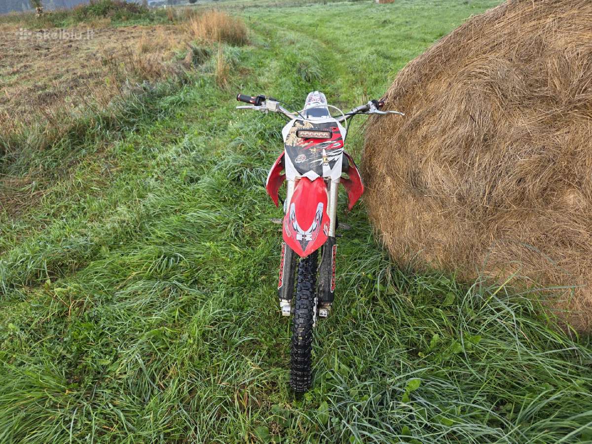 Krosinis 150cc - nuotraukos Nr. 2