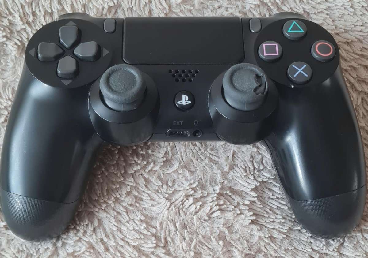 Sony Playstation 4 Slim + 3 pulteliai - nuotraukos Nr. 6