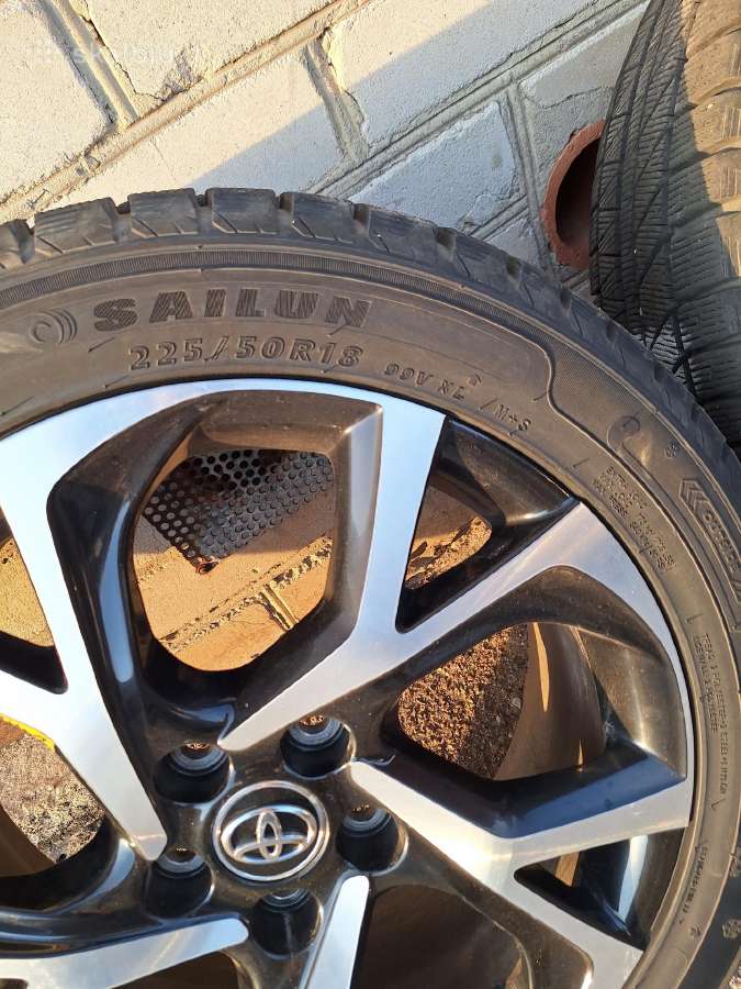 Originalūs Toyota Chr R- 18 ratlankiai, tvarkingi - nuotraukos Nr. 4