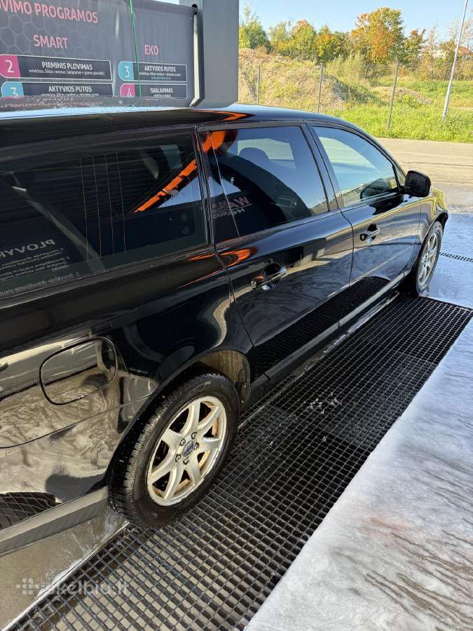 Parduodamas Volvo v70 - nuotraukos Nr. 2