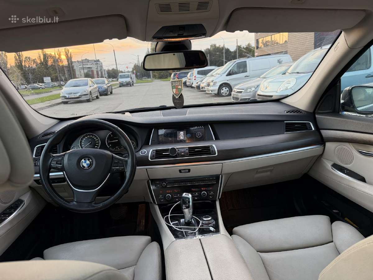 Automobilio nuoma Kaune VW Passat Toyota Bmw 535d - nuotraukos Nr. 12