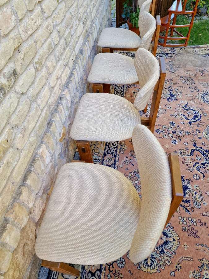 Vintažinės mid century ąžuolo masyvo kėdės - nuotraukos Nr. 9