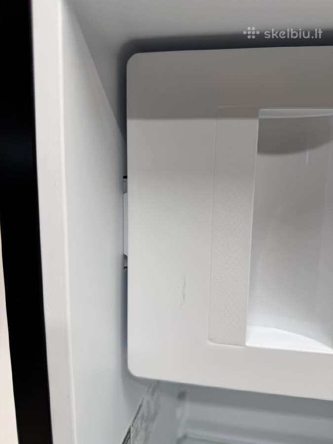 Comfee Rcd80dk3 80 l mini šaldytuvas su šaldikliu - nuotraukos Nr. 8