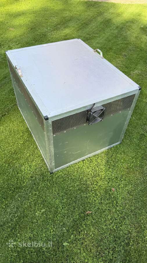 Šunu Narvas-boksas - nuotraukos Nr. 2