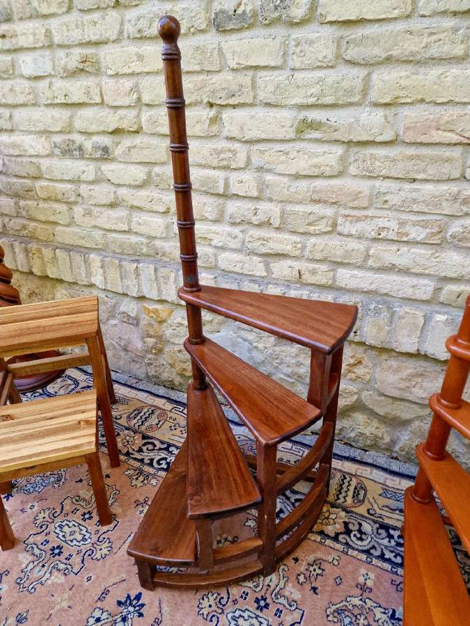Vintažinės medžio masyvo kopetėlės/palypukai - nuotraukos Nr. 8
