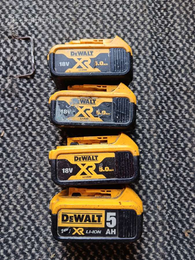 Dewalt 4ah-5ah baterijos - nuotraukos Nr. 2