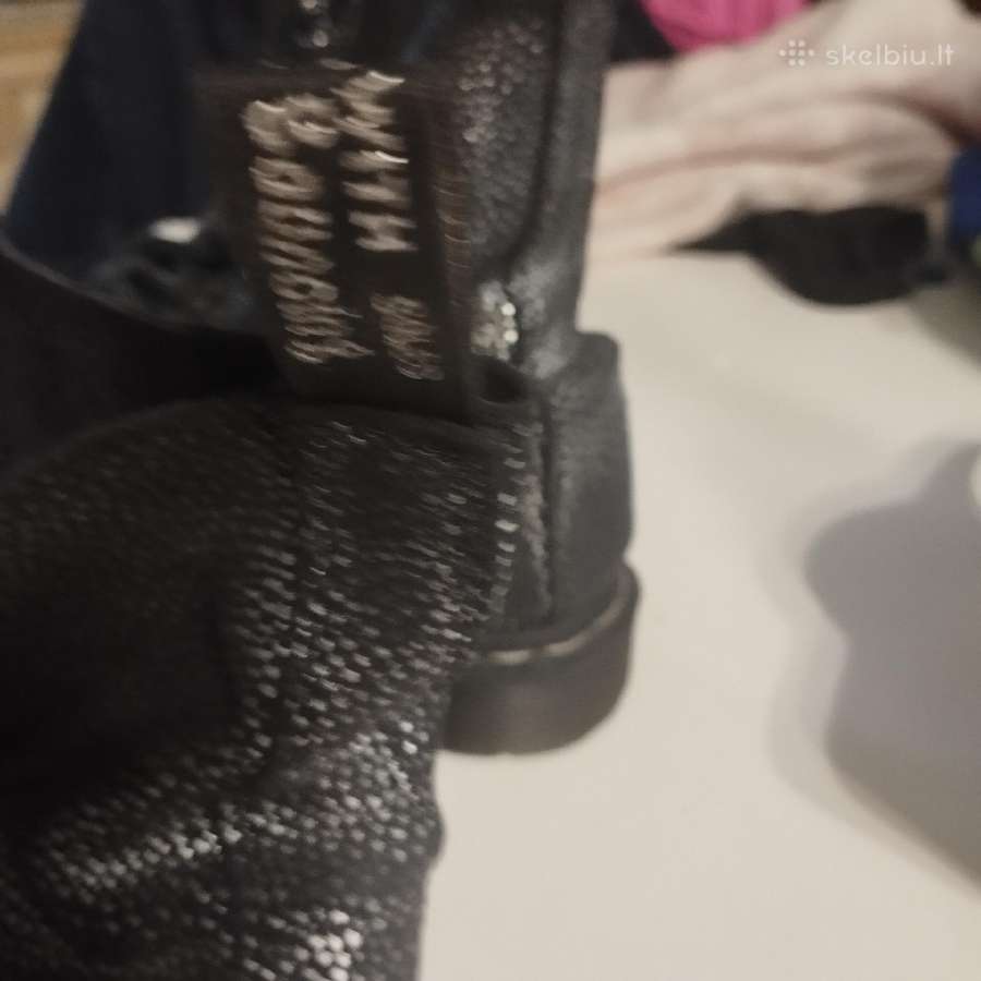 Parduodu moteriškus batus Dr. Martens - nuotraukos Nr. 3