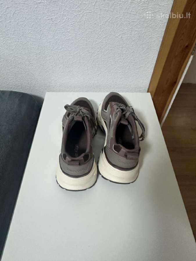 Calvin Klein kedai - nuotraukos Nr. 4