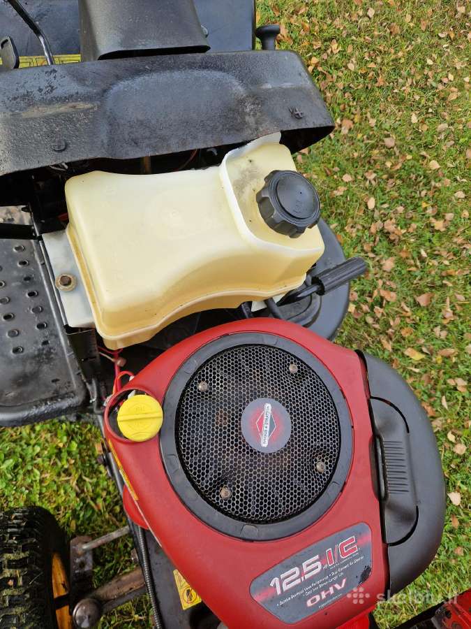 Sodo traktoriukas partner ( husqvarna, jonsered) - nuotraukos Nr. 5