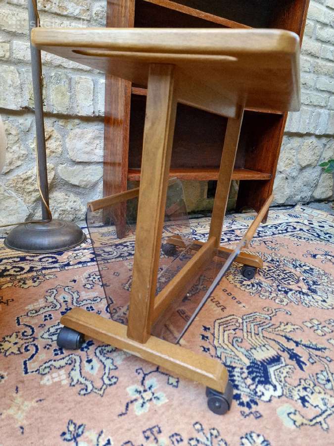 Vintažinis mid century staliukas/laikraštinė - nuotraukos Nr. 5