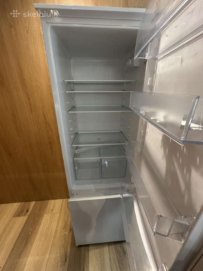 Įmontuojamas šaldytuvas Electrolux - nuotraukos Nr. 2