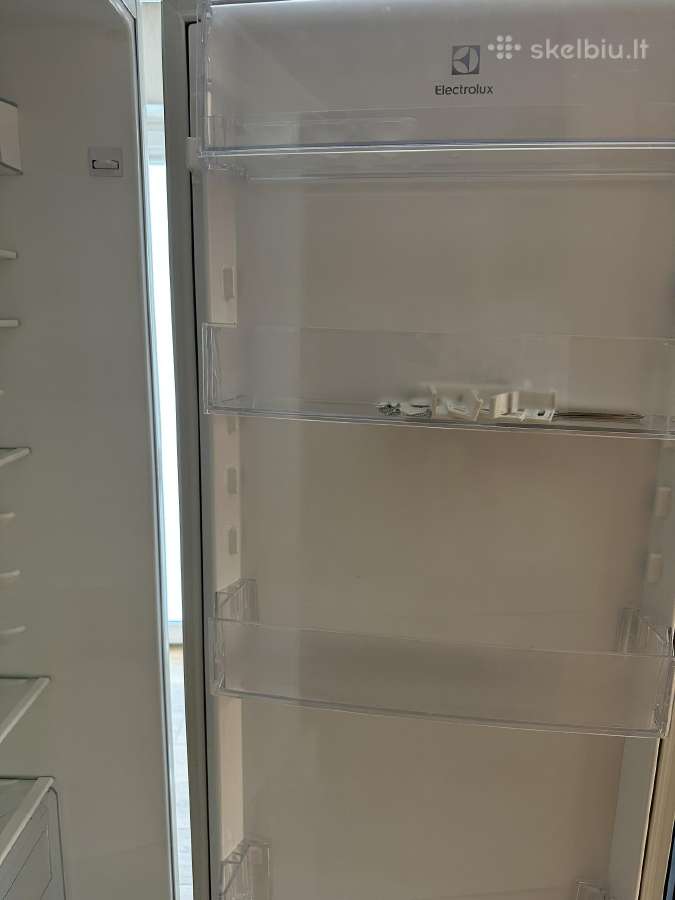 Įmontuojamas šaldytuvas Electrolux - nuotraukos Nr. 3