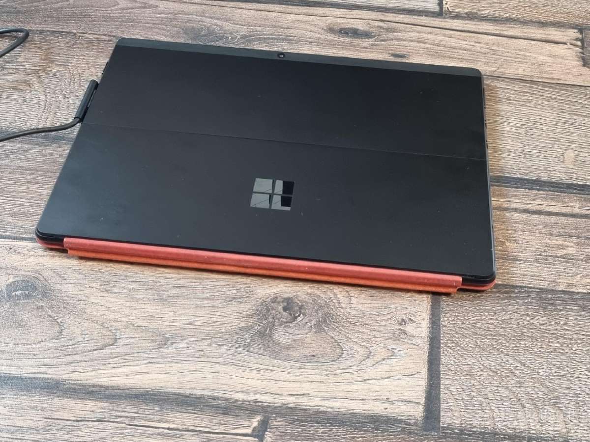 Microsoft surface Prox Sq1 - nuotraukos Nr. 4