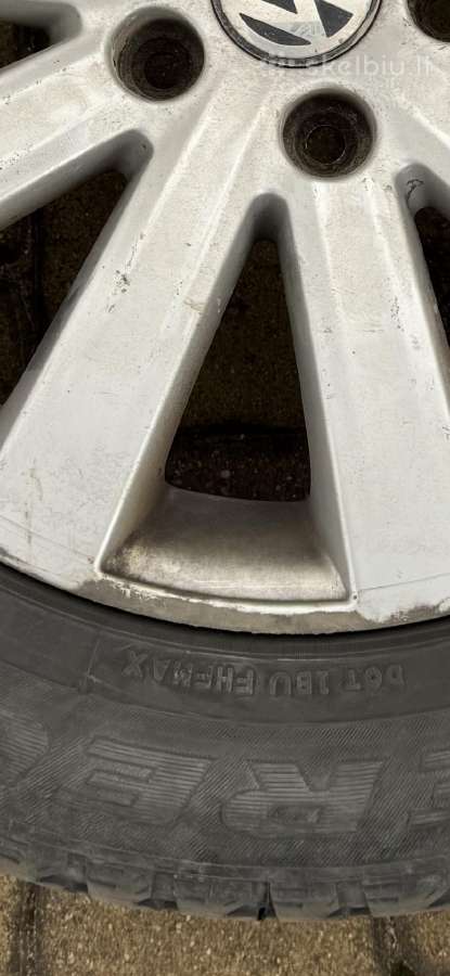 VW T5 žieminiai ratai 17" 215/60 R17, 8 mm, 360 € - nuotraukos Nr. 4