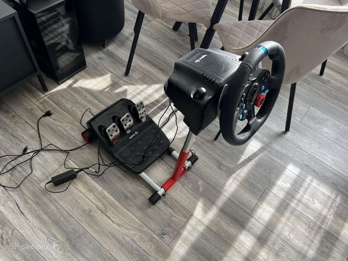 Logitech G29 su stovu - nuotraukos Nr. 2