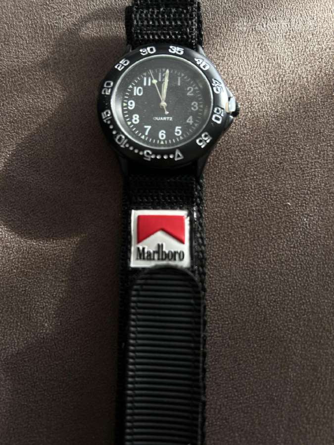 Marlboro laikrodukas - nuotraukos Nr. 4