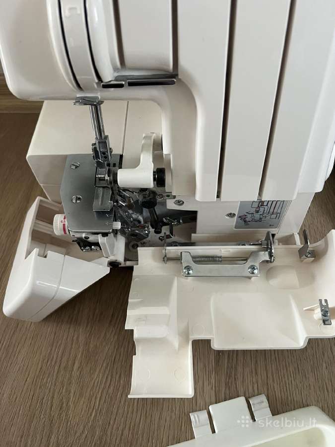 Rubina 740 Dsa 3/4 siūlų overlokas su pedalu - nuotraukos Nr. 6