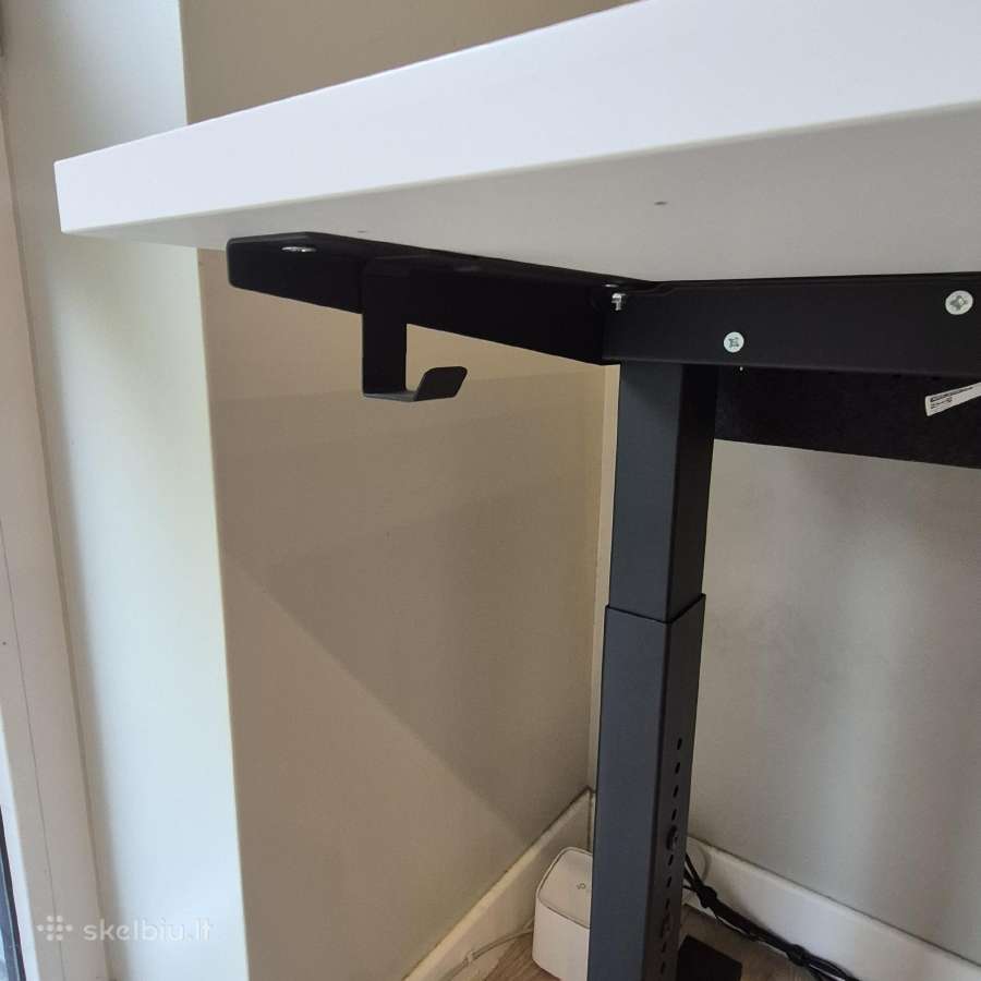 Ikea Mittzon rašomasis stalas 140x60 cm - nuotraukos Nr. 8