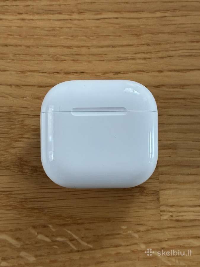 Apple Airpods 5 with Wireless Charging Case - nuotraukos Nr. 3