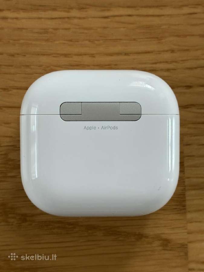 Apple Airpods 5 with Wireless Charging Case - nuotraukos Nr. 4