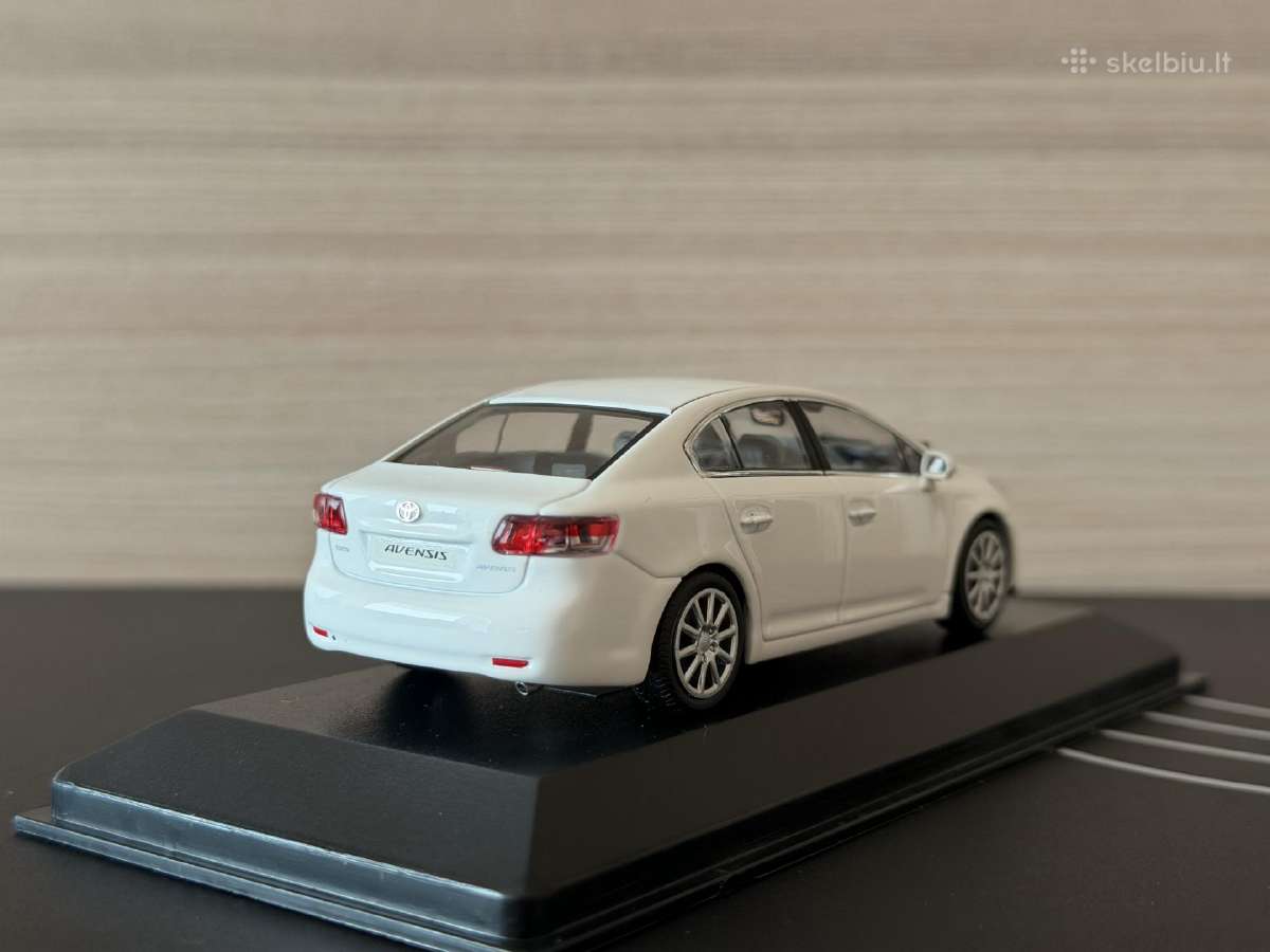 Toyota Avensis 1:43 - nuotraukos Nr. 5