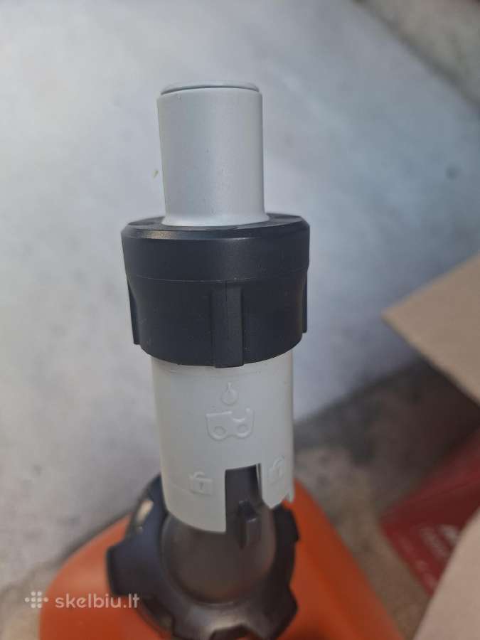„husqvarna“ benzino ir alyvos talpa - nuotraukos Nr. 5