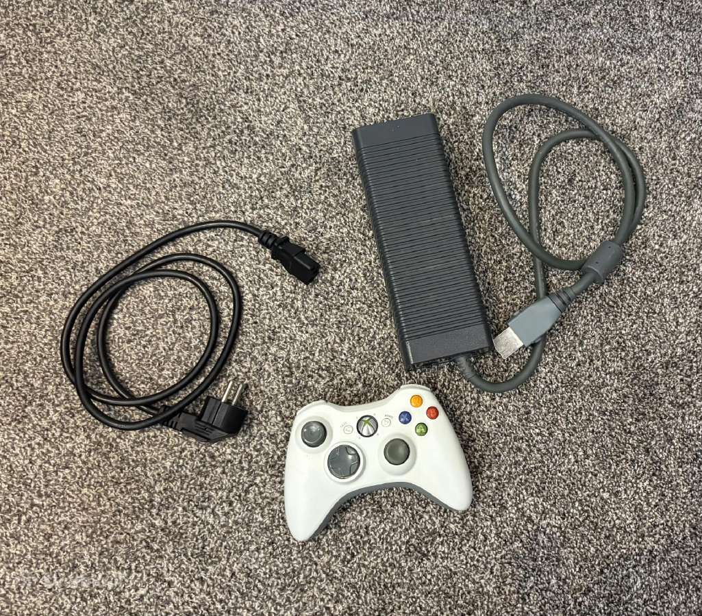 Xbox 360 Fat - nuotraukos Nr. 3