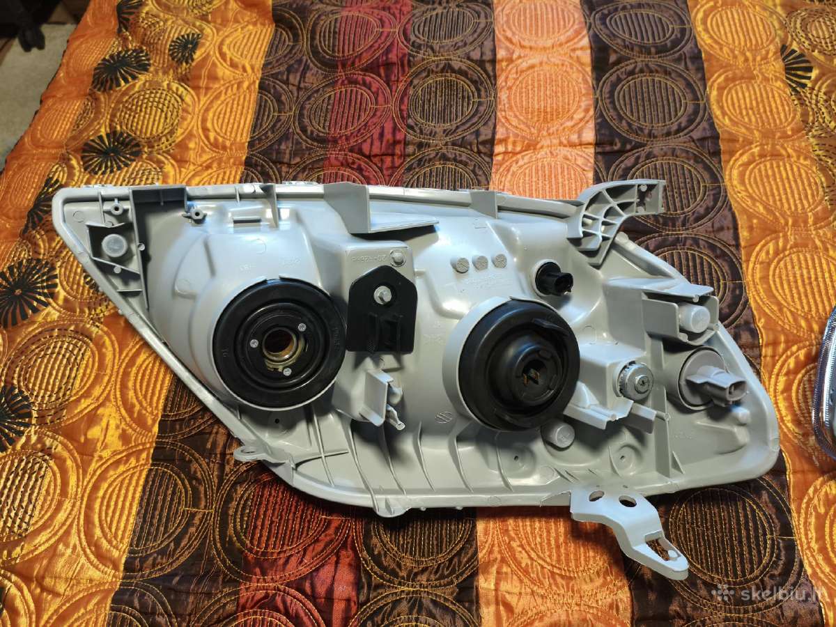 Nauji 2001–2007 m. „Toyota Corolla“ priekiniai žib - nuotraukos Nr. 6