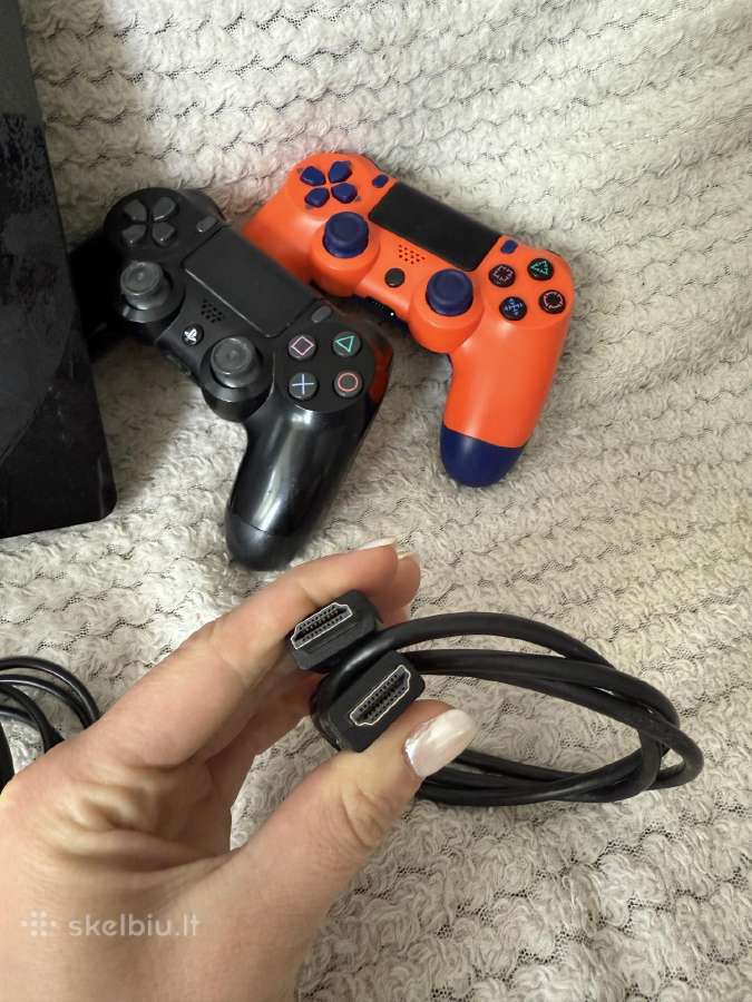 Ps4 Final Fantasy XV Luna Edition konsolė - nuotraukos Nr. 3
