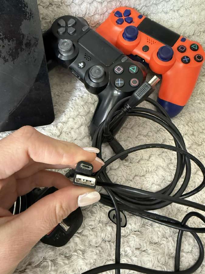 Ps4 Final Fantasy XV Luna Edition konsolė - nuotraukos Nr. 5