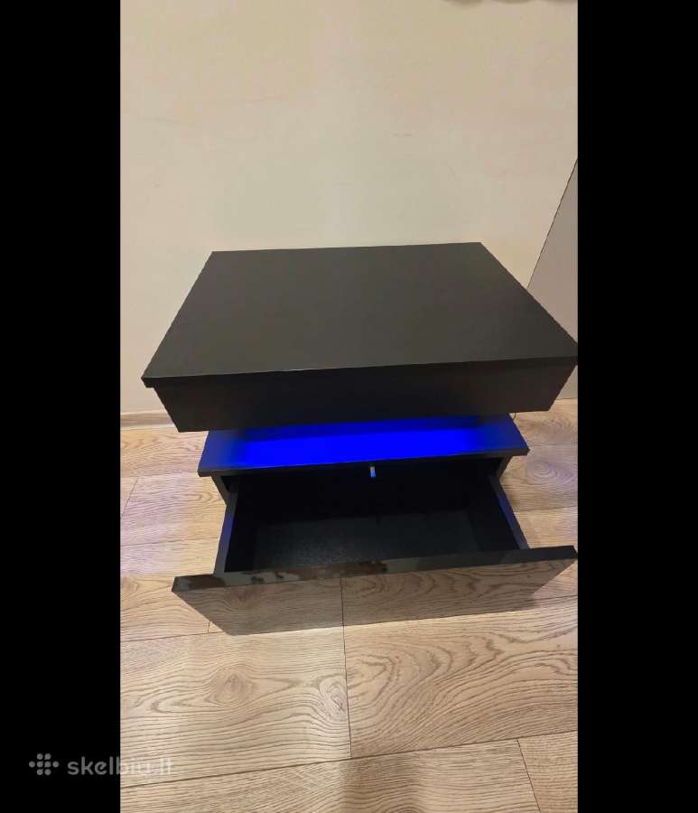 Naktiniai staliukai,su stalčiais su LED. - nuotraukos Nr. 5