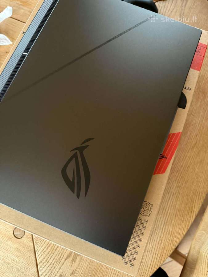 Asus Rog Strix G814pm - nuotraukos Nr. 2