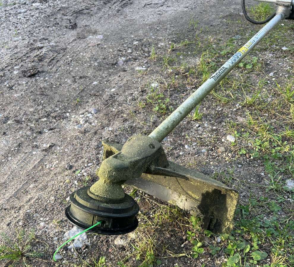 Makita Ebh341u 4-taktė krūmapjovė - trimeris - nuotraukos Nr. 8